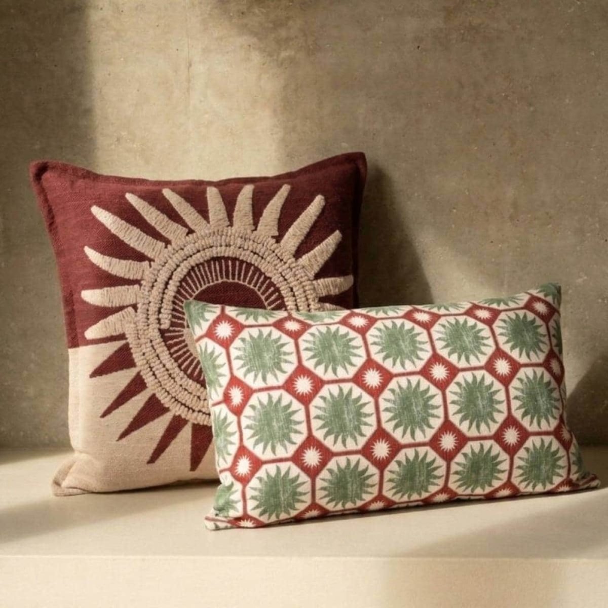 Coussin en coton imprimé soleil 30x50cm vert, ORNAMI