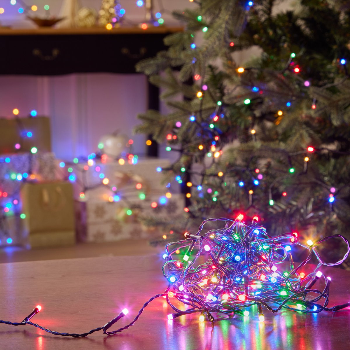 Guirlande lumineuse d'extérieur 20 m 200 LED 8 fonctions, changement de couleur avec télécommande et minuteur sur secteur multicolore, ATMOSPHERA