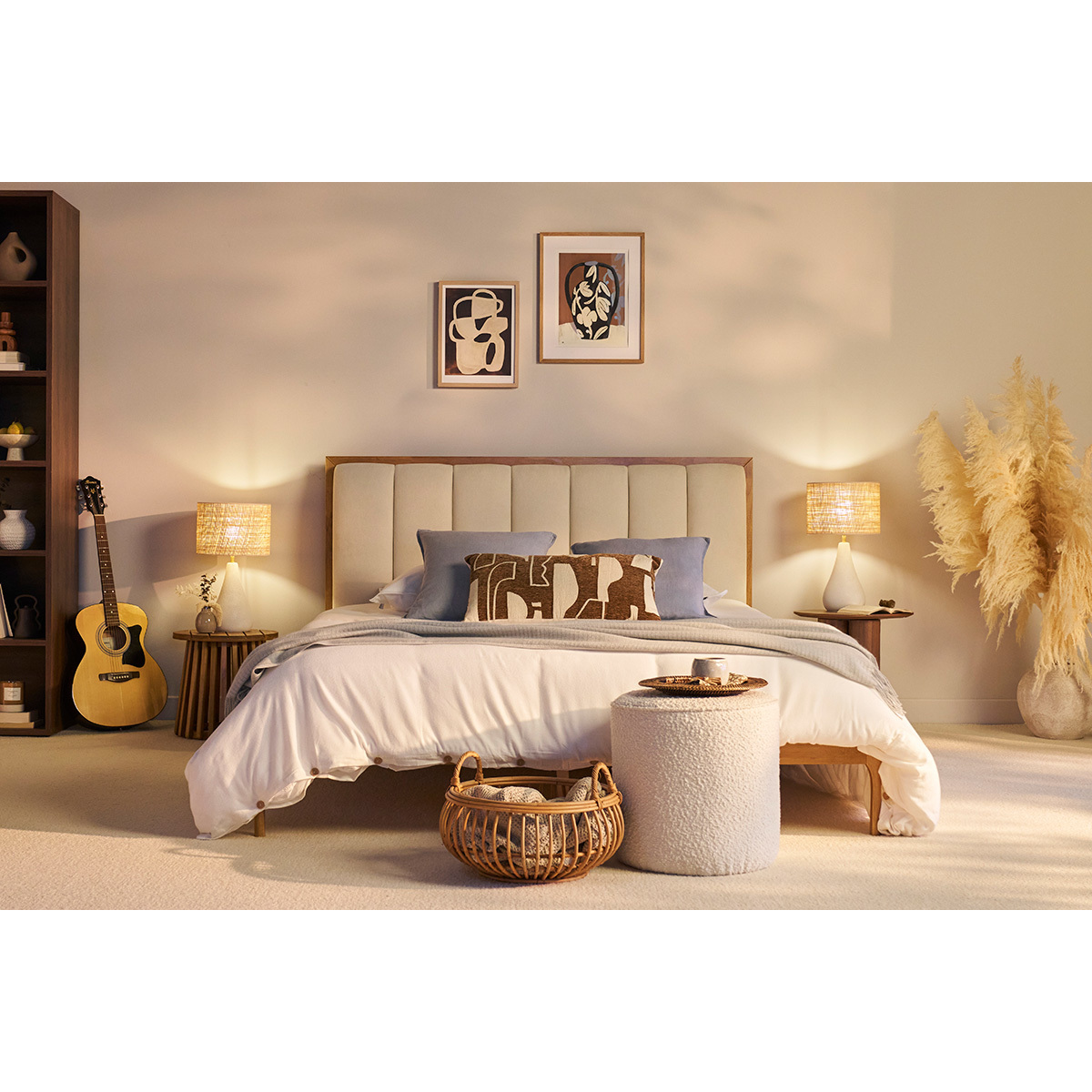 Lit 2 places 160x200 cm en bois clair et tissu gris clair RONN gris clair, MILIBOO