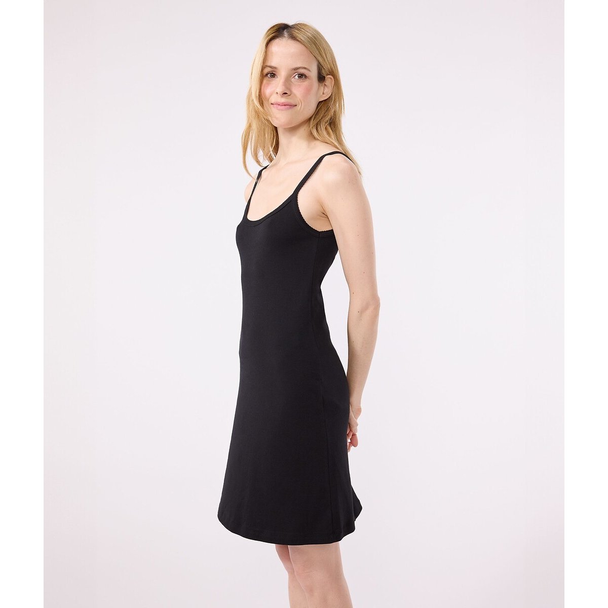 Nuisette noir, PETIT BATEAU