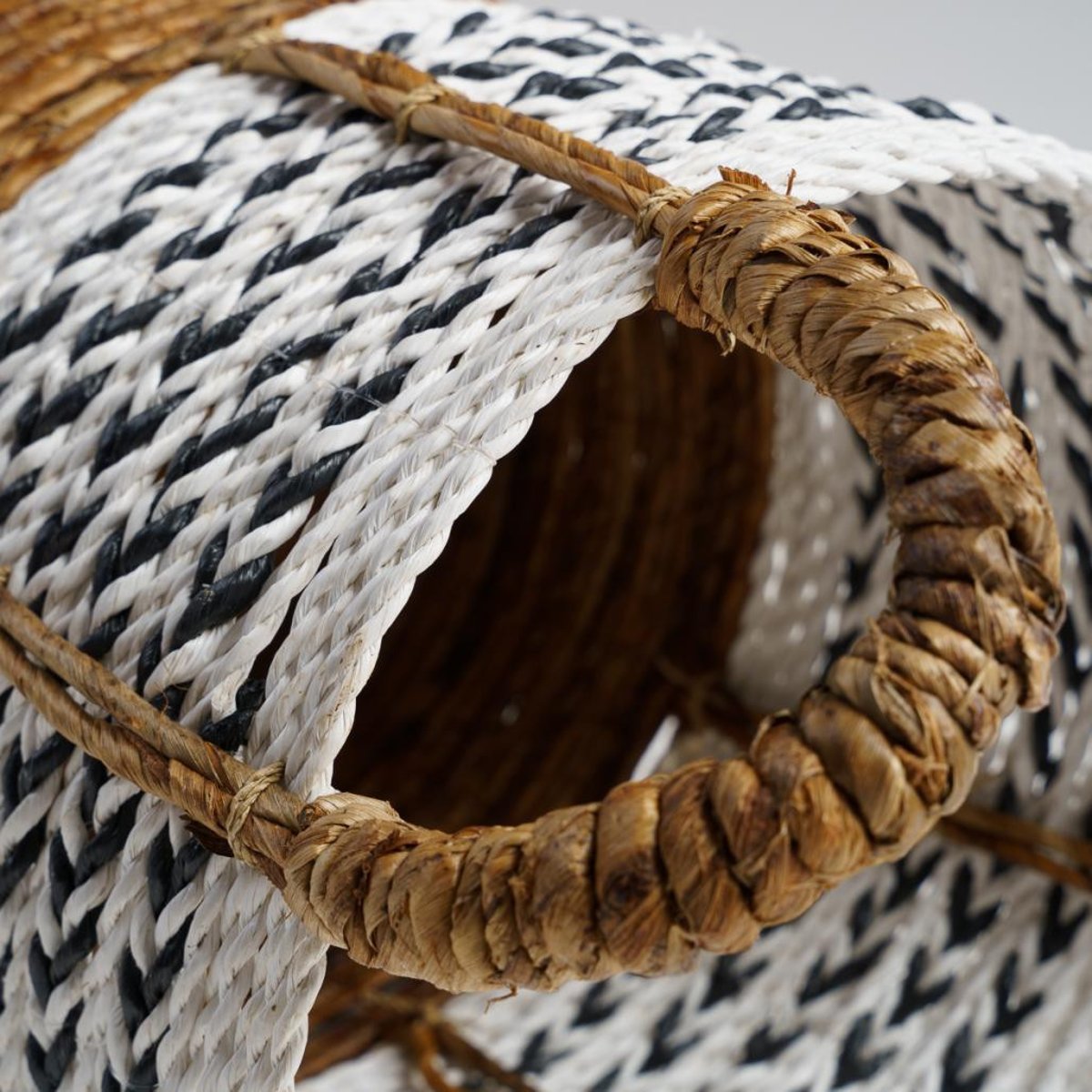 Panier avec poignée en fibre végétale S SOOKIE blanc, WANDA COLLECTION