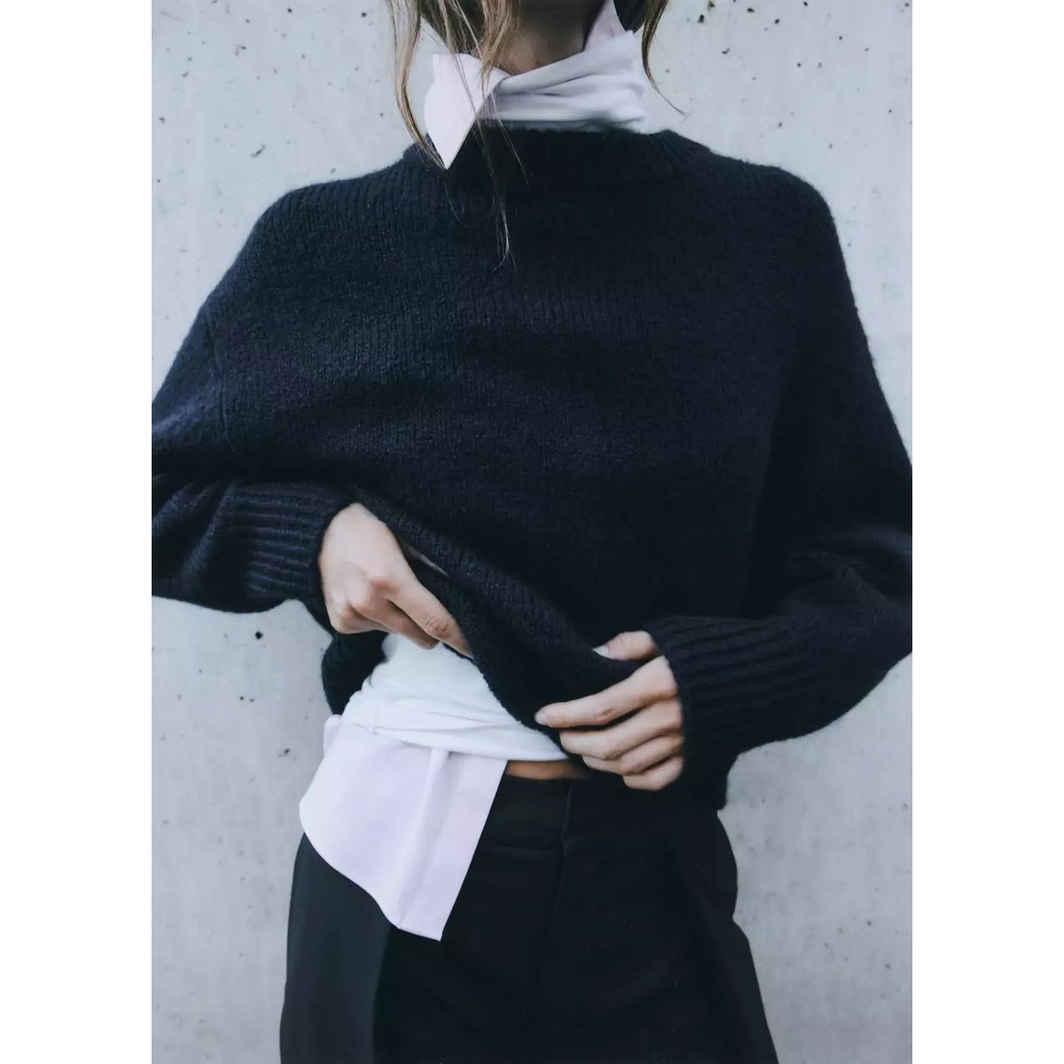 Pull en maille à col rond bleu marine, MANGO