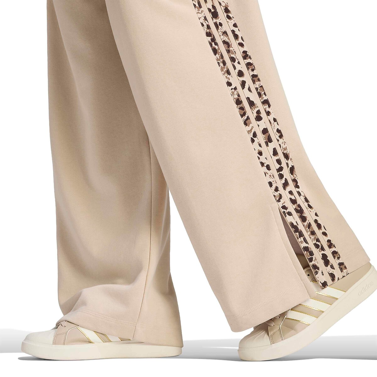 Pantalon large imprimé 3 STRIPES beige/léopard, ADIDAS SPORTSWEAR
