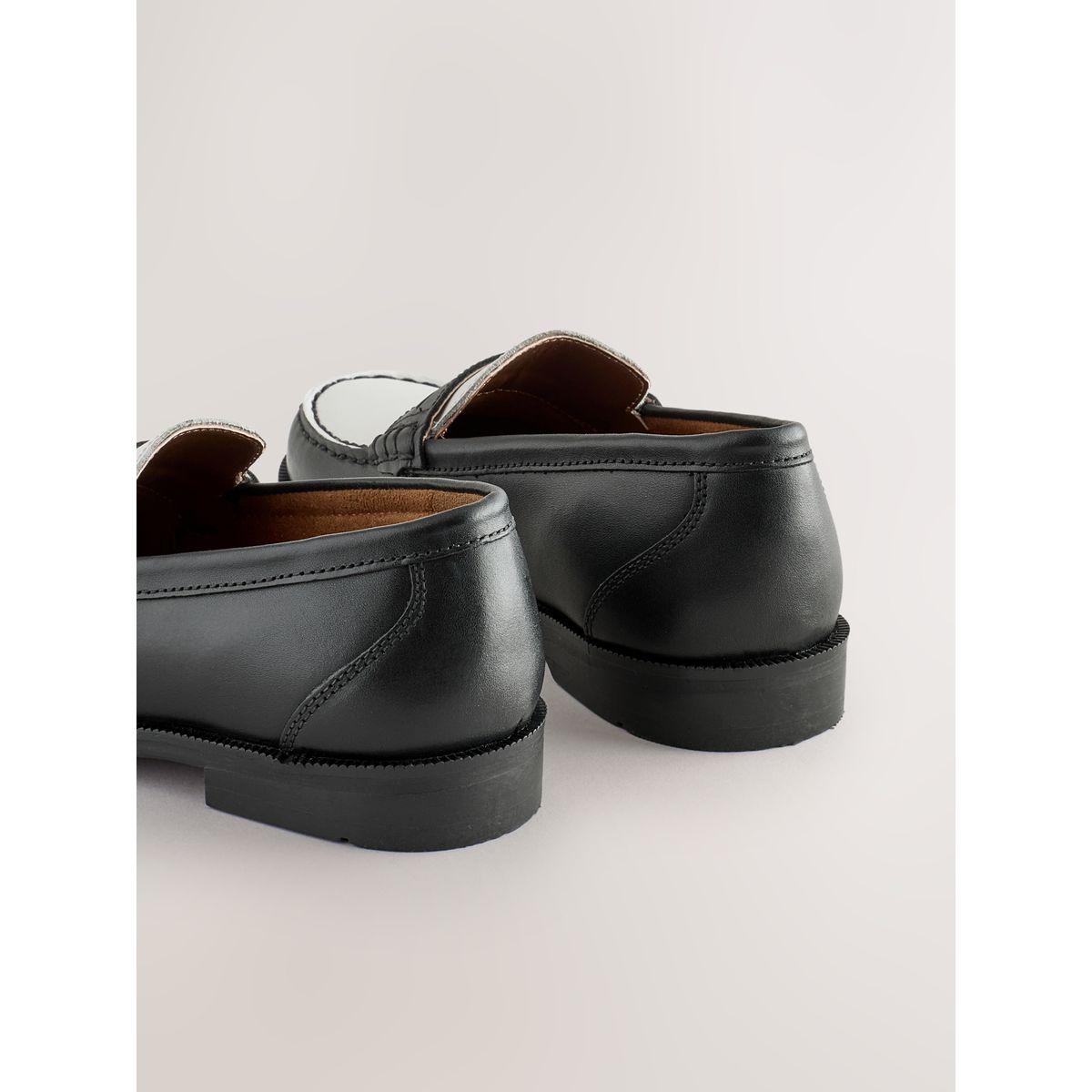Mocassins habillés en cuir noir/blanc, NEXT