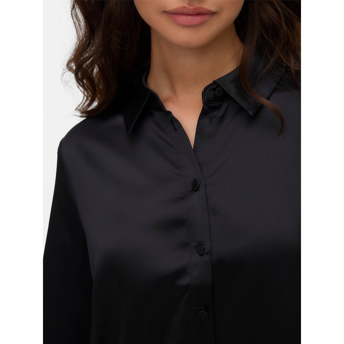 Chemisier satiné à manches longues noir, VERO MODA