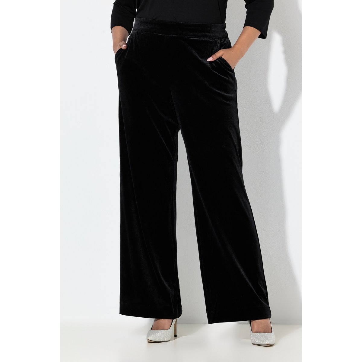 Pantalon de tailleur en velours classique noir, ULLA POPKEN