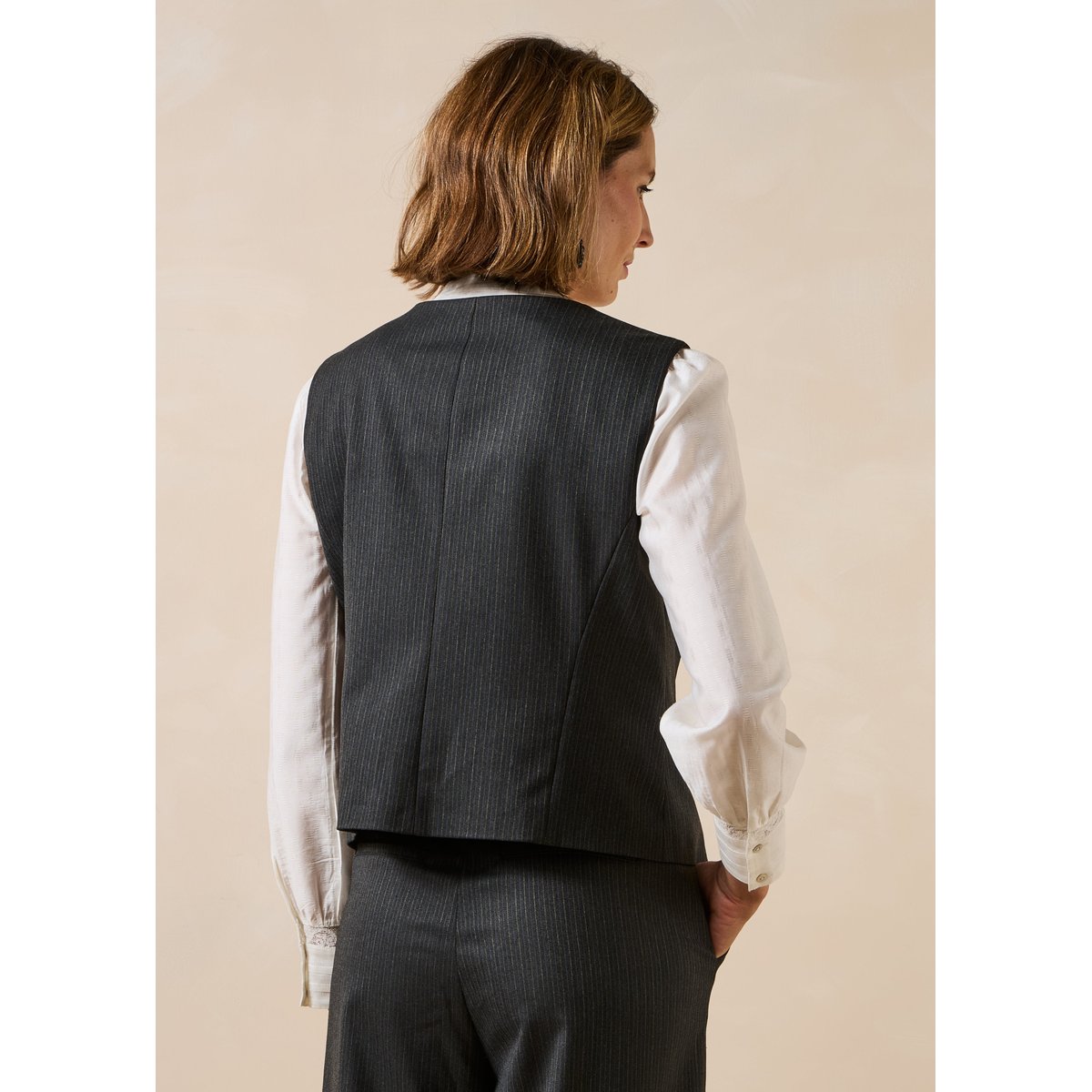 Veste sans manches encolure ronde anthracite, LA FEE MARABOUTEE