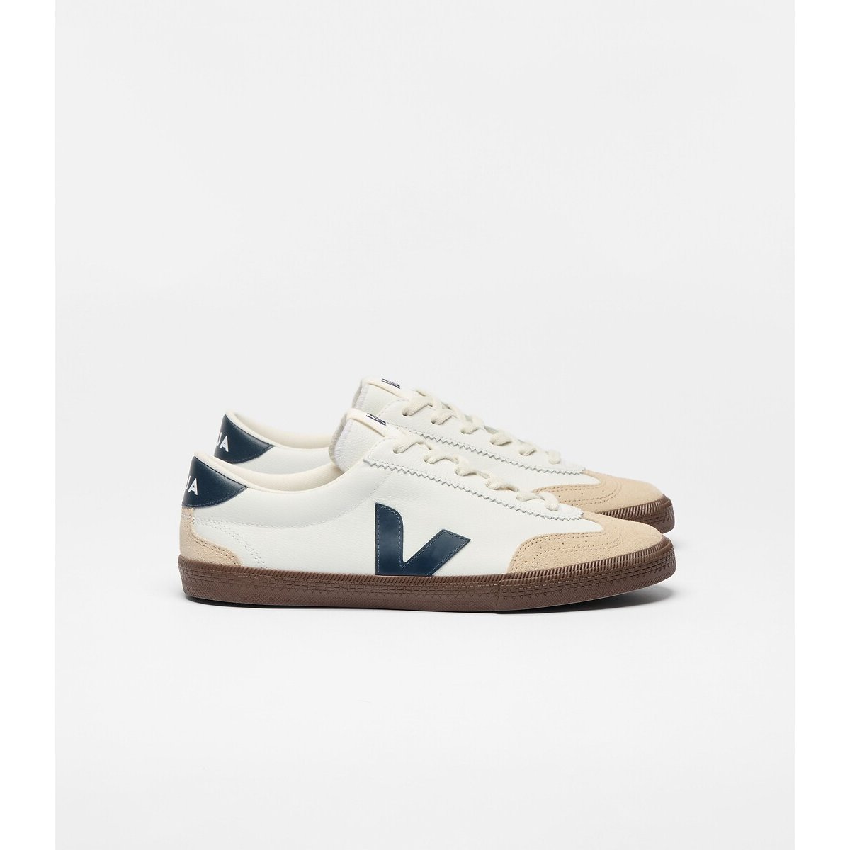 Baskets en cuir VOLLEY blanc/bleu, VEJA