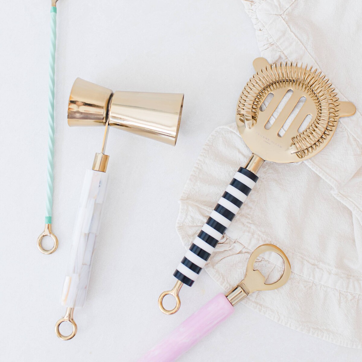 4-Piece Bar Tool Set in Gold multi-coloured, YVONNE ELLEN