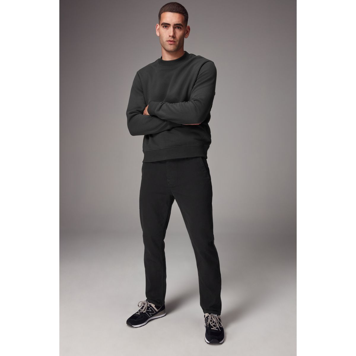 Pantalon chino slim noir, NEXT
