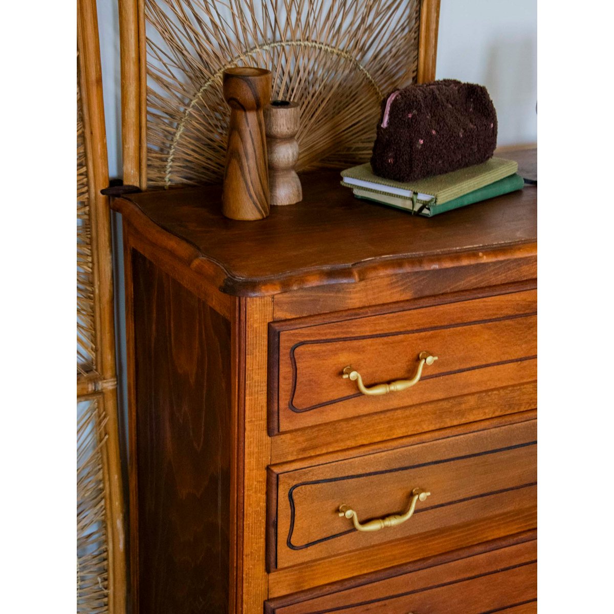 Commode en bois foncé Garance N°585 - Bon état bois foncé, DEBONGOUT