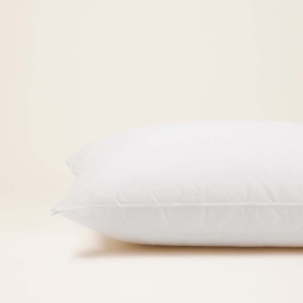 Coussin De Garnissage en Polypropylène, 100% recyclable, 30x40 cm FIBRE blanc, MADURA