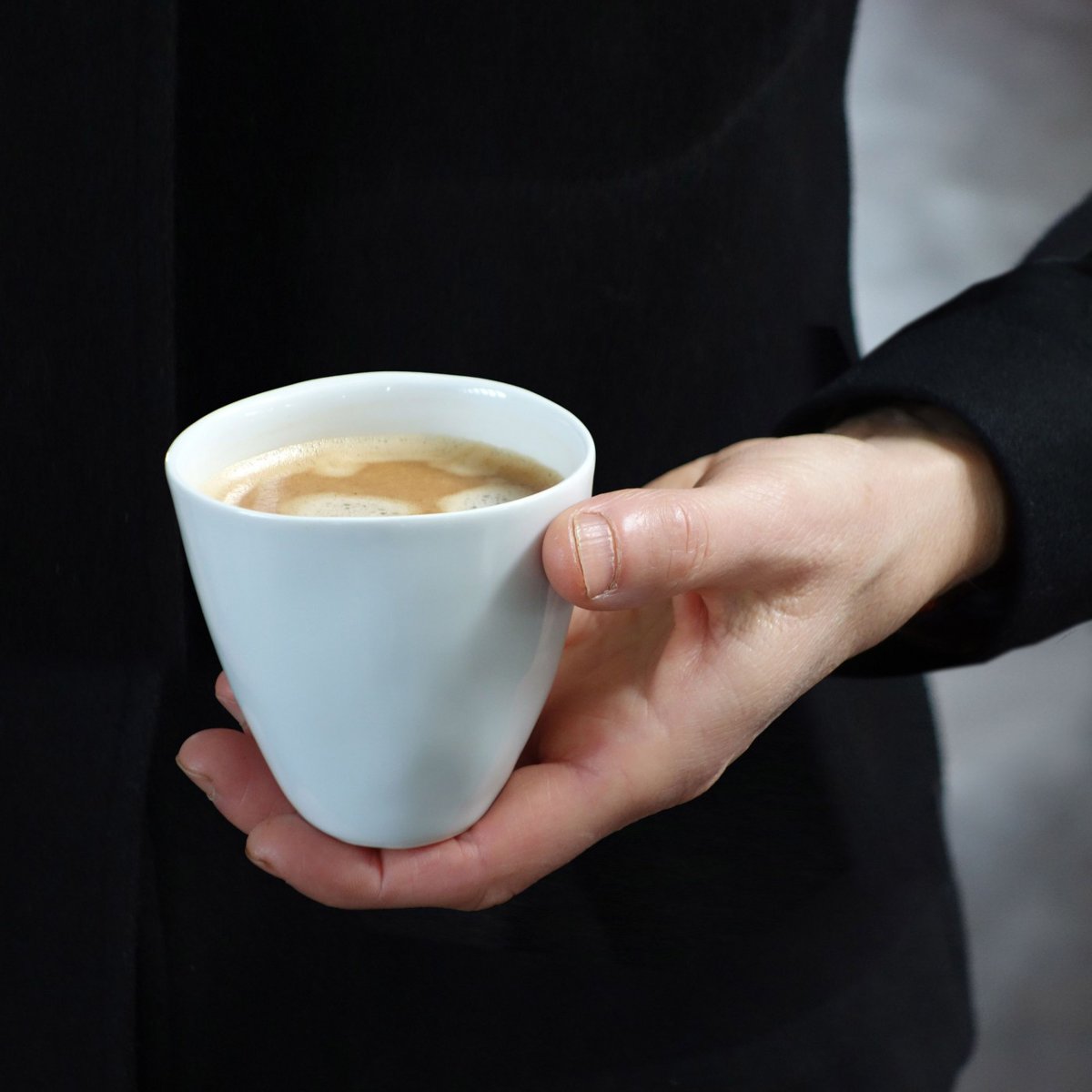 Tasse à Café Assoiffée Porcelaine Blanc Brillant Diam 7 cm blanc, TSE ET TSE ASSOCIÉES