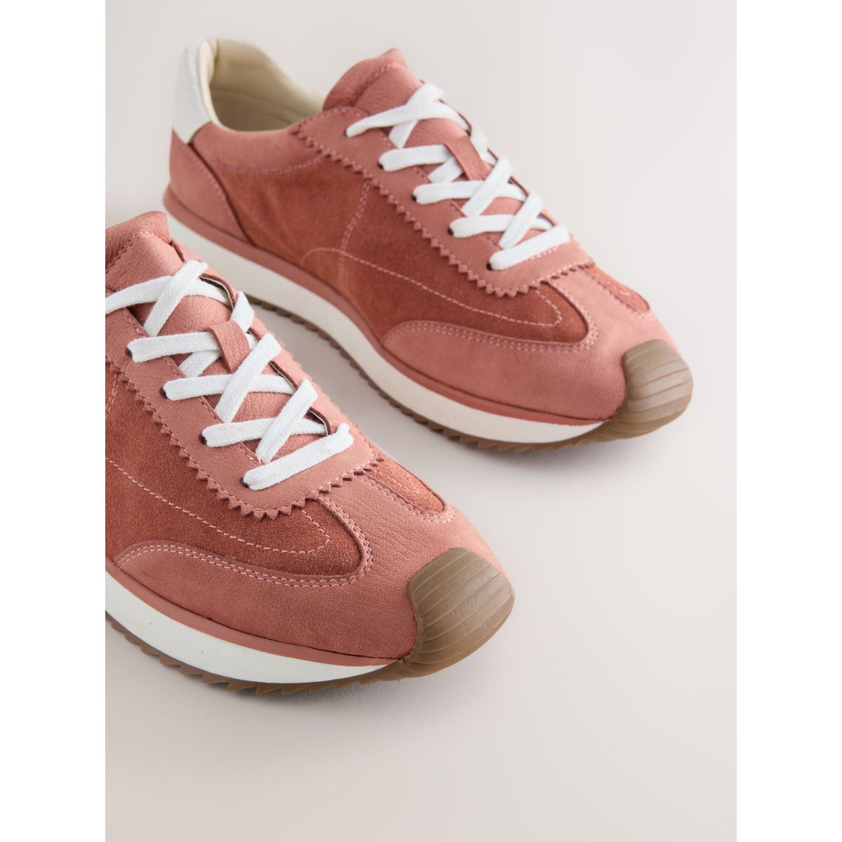 Baskets en daim forever comfort® rose, NEXT