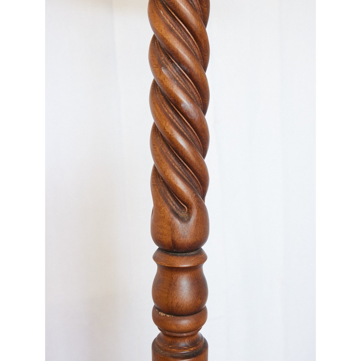 Porte-manteau en bois tourné Max N°403 - Bon état bois clair, DEBONGOUT