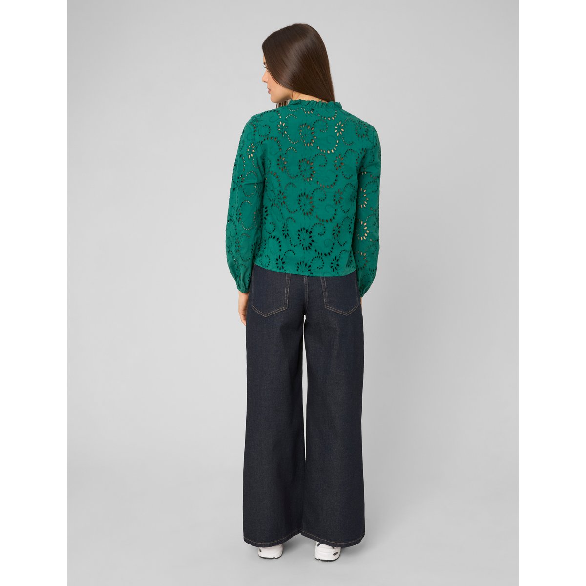 Blouse brodée ajourée menthe, BZB