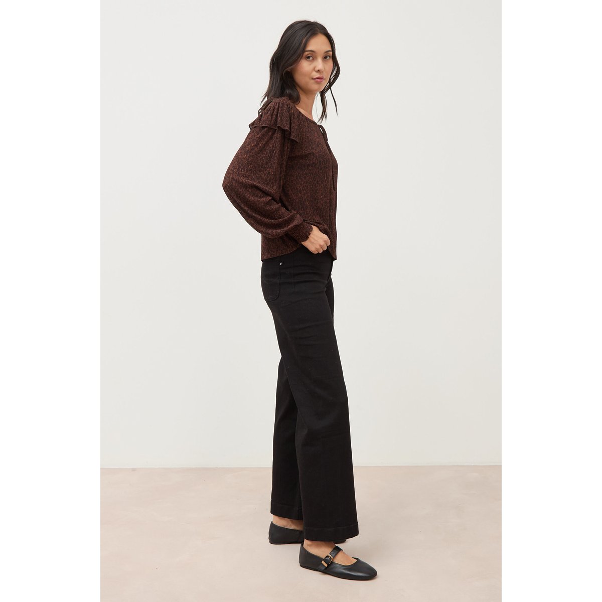 Blouse droite manches longues col rond marron chocolat, BONOBO