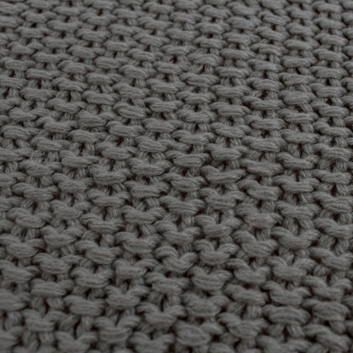 Plaid en tricot 125x150cm gris, ORNAMI