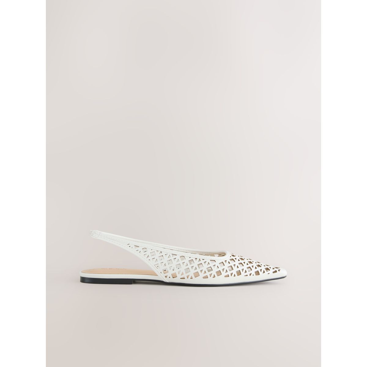 Chaussures plates à bride arrière et découpes blanc, NEXT