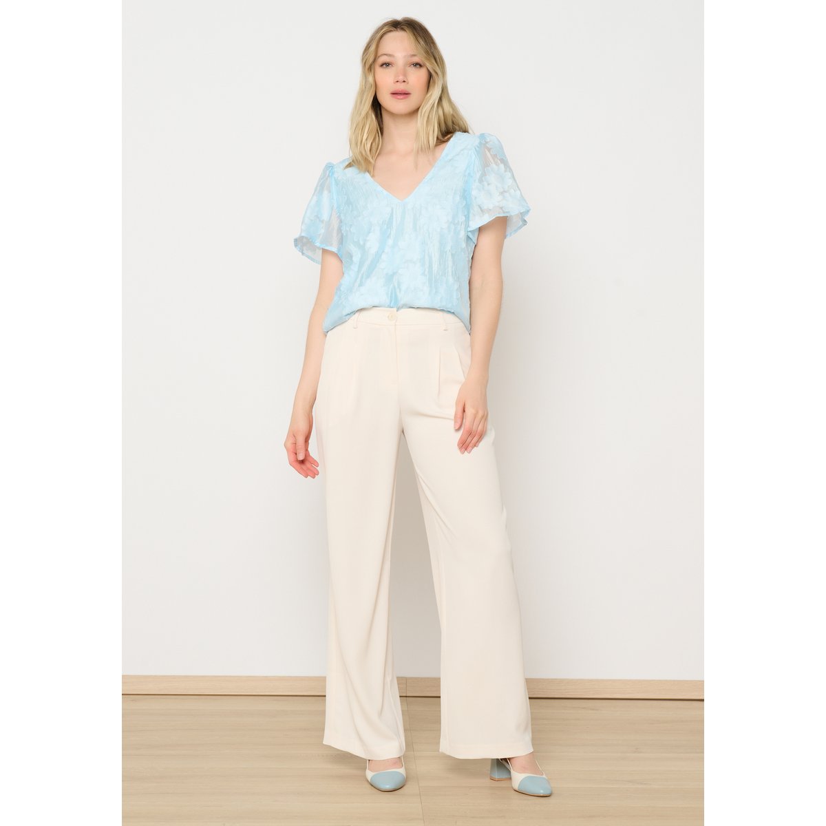 Top brodé dos noué bleu pastel, LOLALIZA