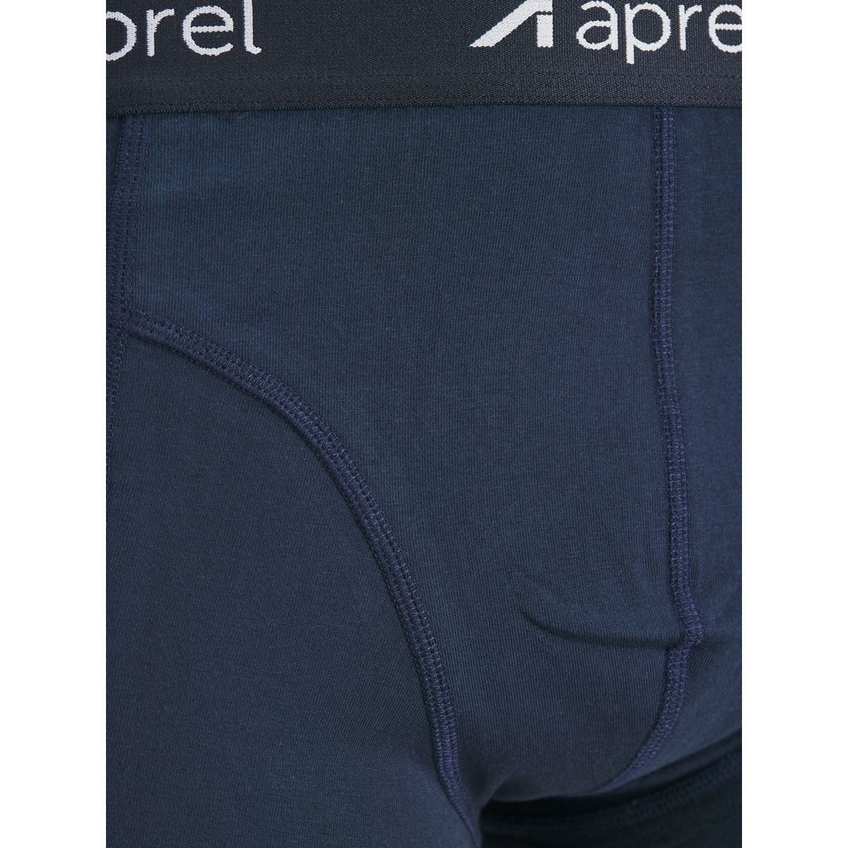 Boxers black 1, aprel