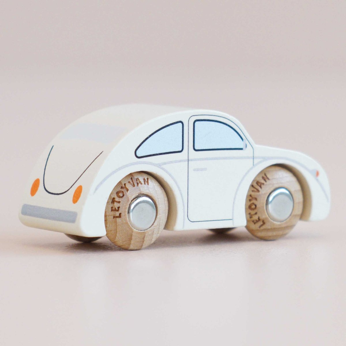 Mini voiture Betty No 9 blanc, LE TOY VAN