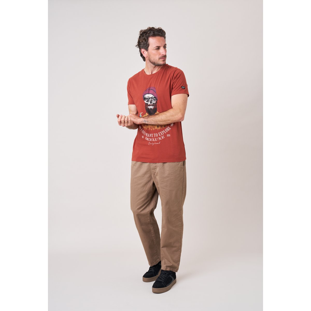 T-shirt regular homme en 100% coton jersey imprimé crâne explorer TELLSON cognac, DEELUXE
