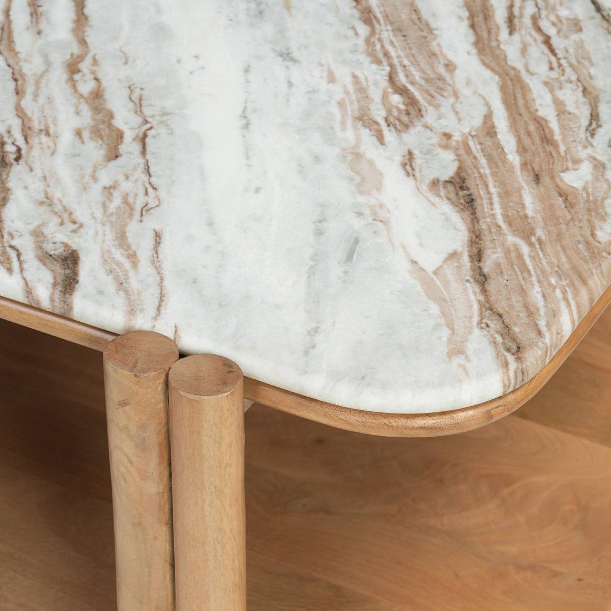 Table basse en bois de manguier et en marbre AMELY bois clair, MADE IN MEUBLES