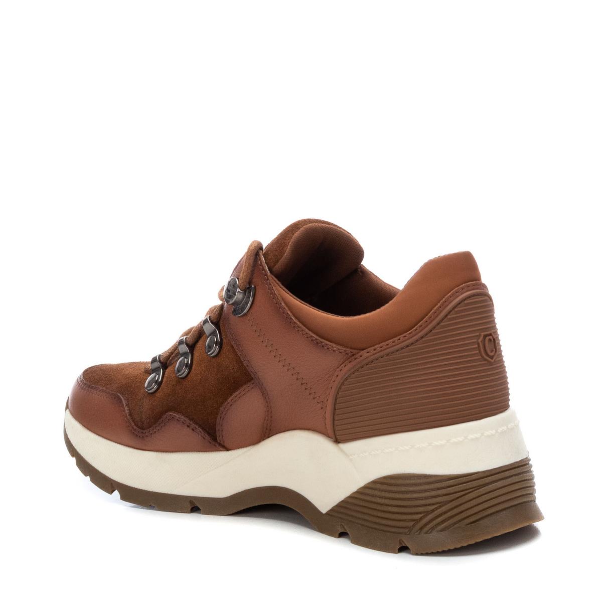 Chaussures plates avec fermeture à lacets camel, CARMELA