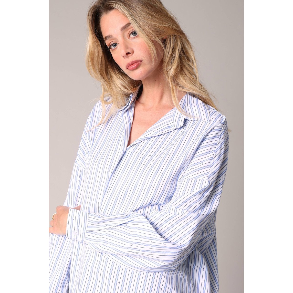 Chemise ample rayée avec strass OWANY blue, DEELUXE