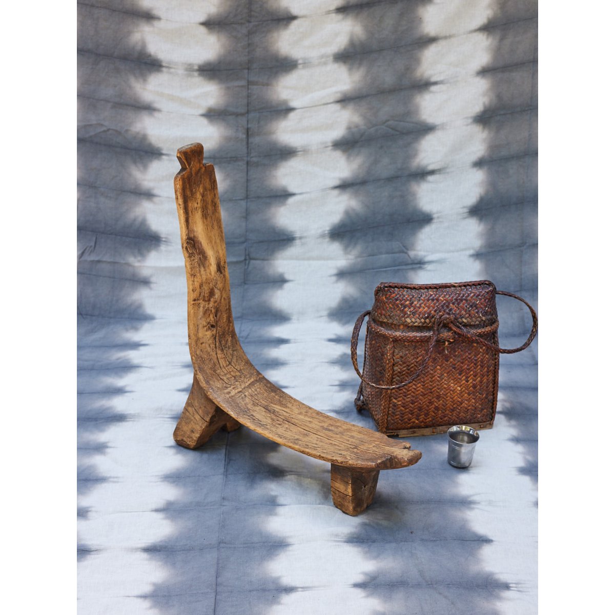 Assise exotique en bois Ernest N°1056 - Bon état bois foncé, DEBONGOUT