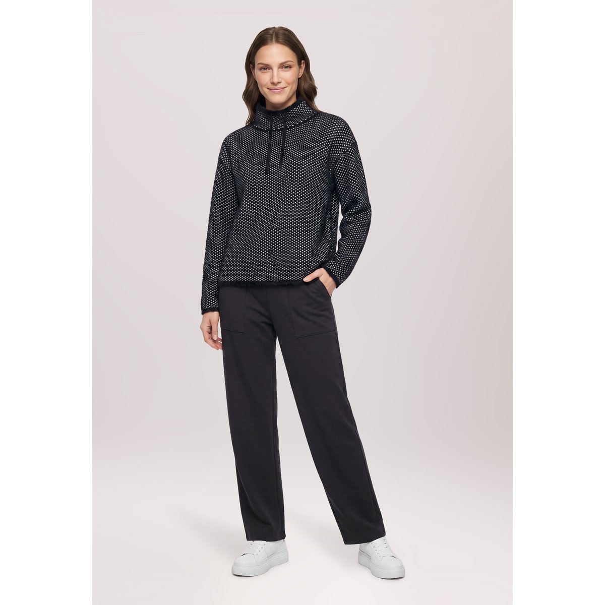 Pull-over en maille à motif jacquard patch black/cream, BETTY BARCLAY
