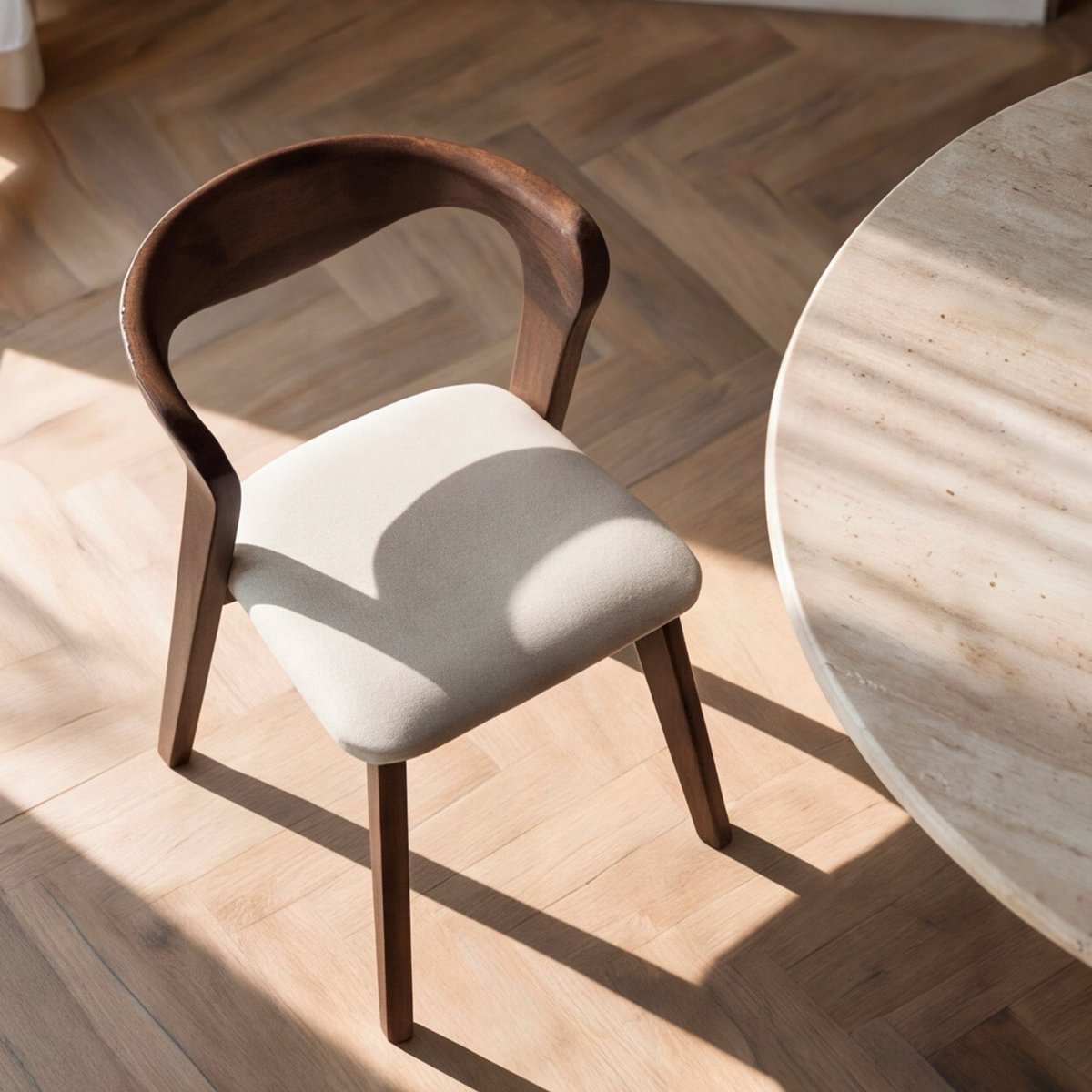 Chaise en bois d'hévéa et tissu - VEGA marron, MAISON PAVANE
