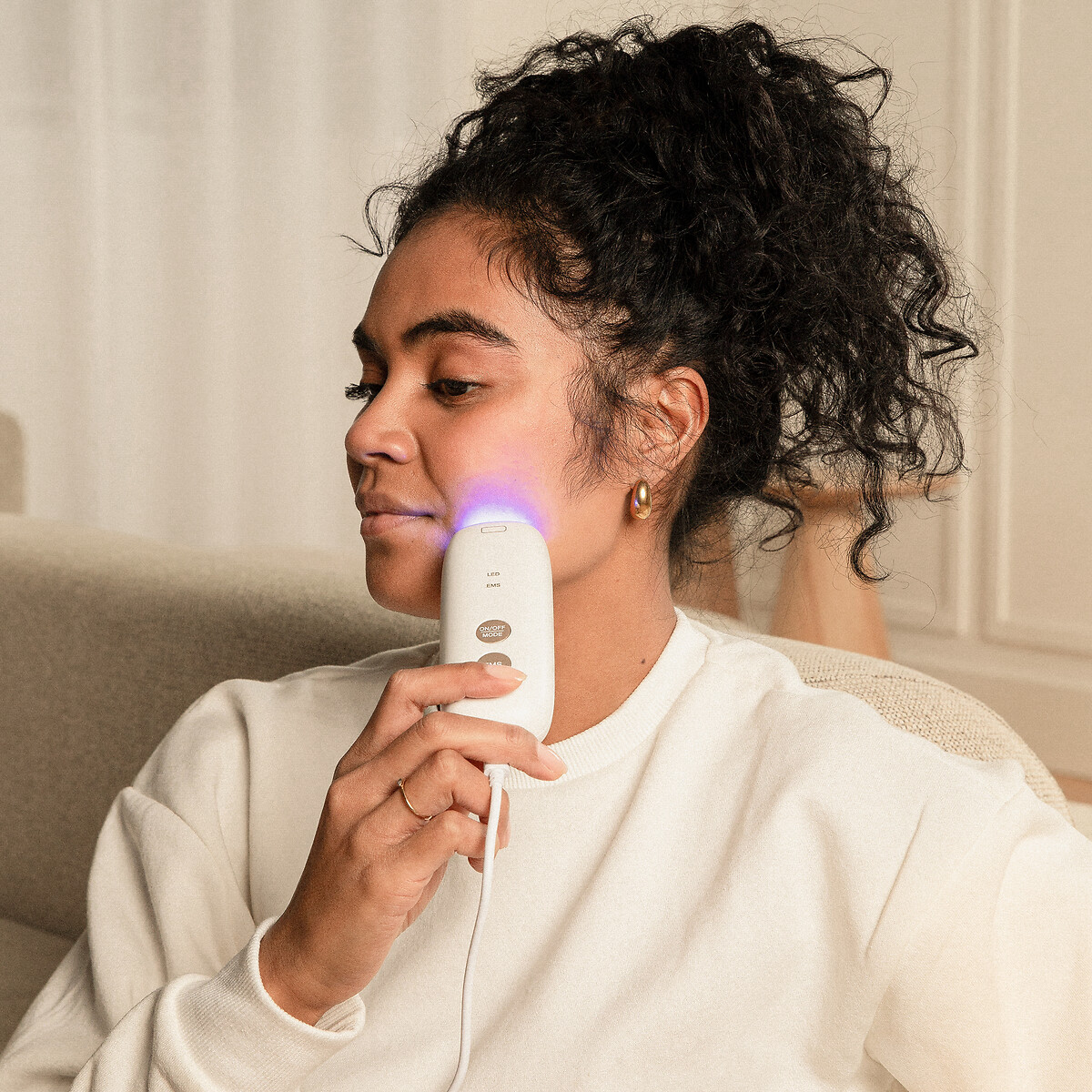 LED masker tegen veroudering en probleem wit, SILKN