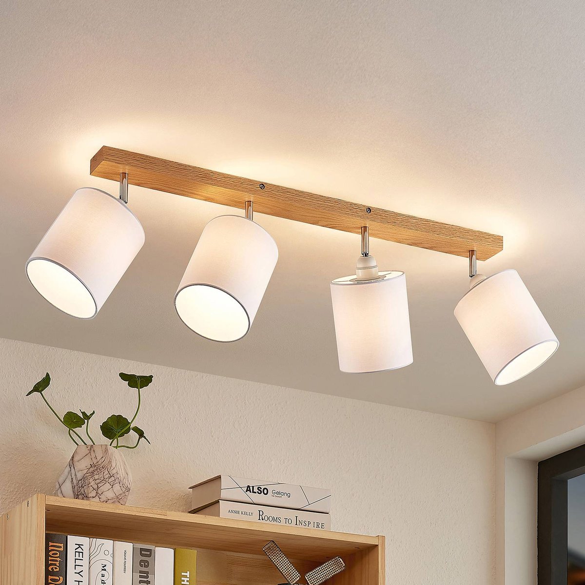 Spot en bois scandinave, Imarin bois clair, blanc, LINDBY
