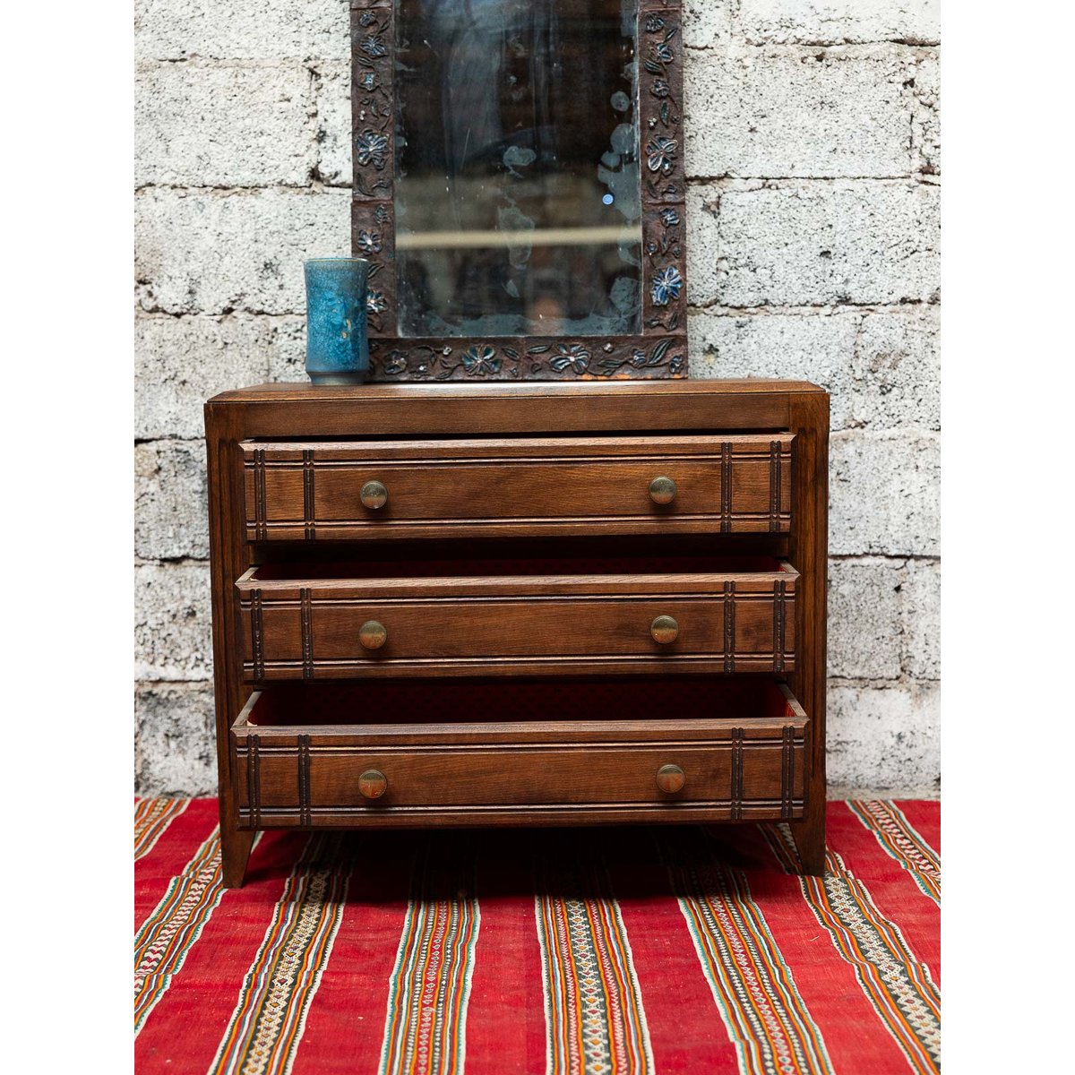 Chaleureuse commode Garance N°712 - Bon état bois foncé, DEBONGOUT