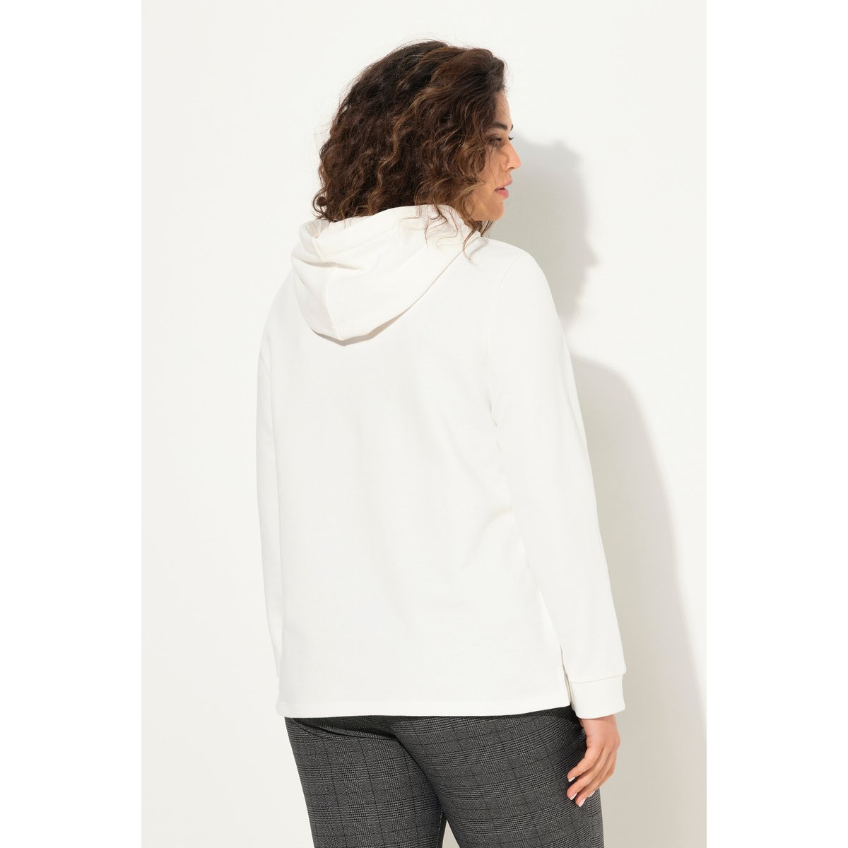 Sweat-shirt à capuche et manches longues blanc cassé, ULLA POPKEN