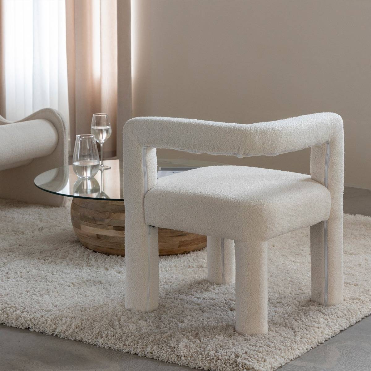 Fauteuil en tissu bouclette NORA blanc, MADE IN MEUBLES