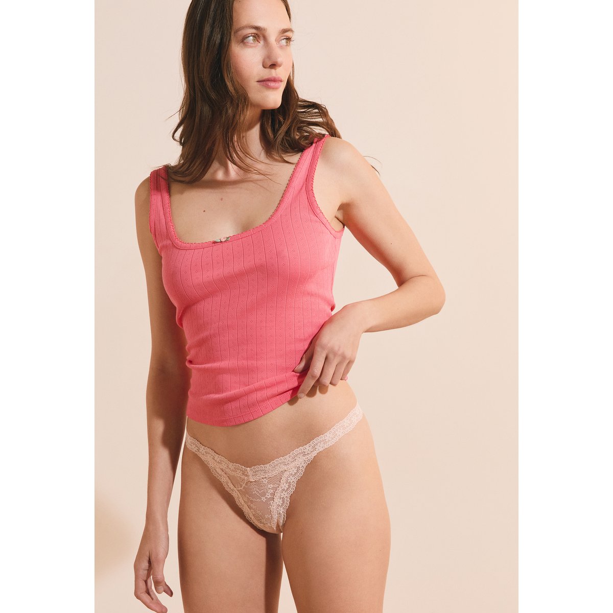 String avec dentelle BETTY rose poudre, ETAM
