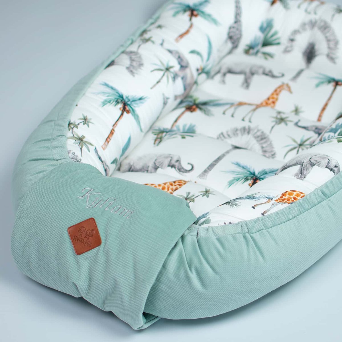 Cocon nid bébé matelassé réducteur de lit SAFARI safari, vert, gris, blanc, SEVIRA KIDS