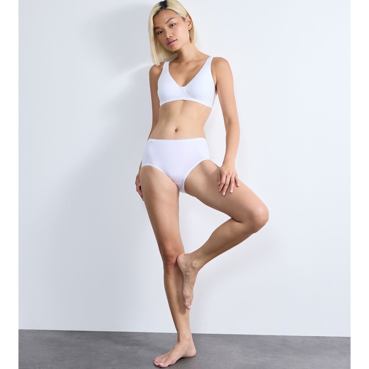 Lot de 2 + 1 gratuit - Culottes midi SLOGGI 24/7 MICROFIBRE blanc, SLOGGI