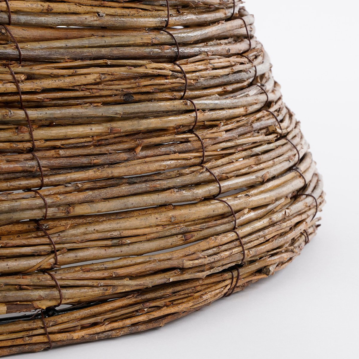 Cache-pied de Noël en branches de saule tressées Ø55 cm MITHRA brun, MICA DECORATIONS