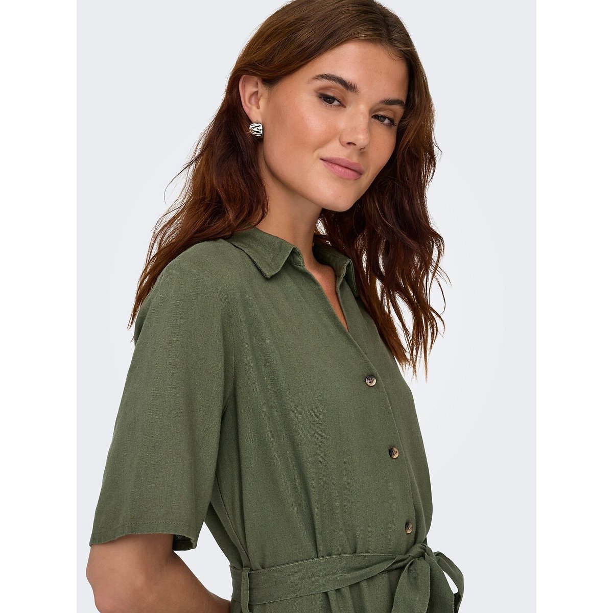 Robe mi-longue avec ceinture, col chemise kaki, JDY