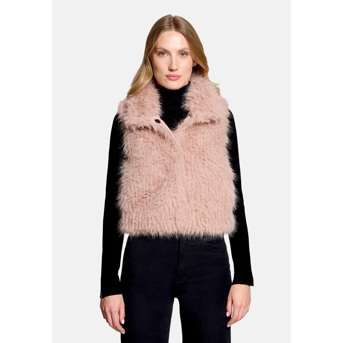 Veste sans manches en peluche à col rose dust, AMBER & JUNE