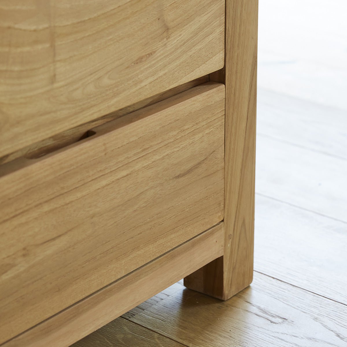 Meuble TV en bois de teck 150 cm 4 tiroirs BOSTON naturel, BERAH GETAH