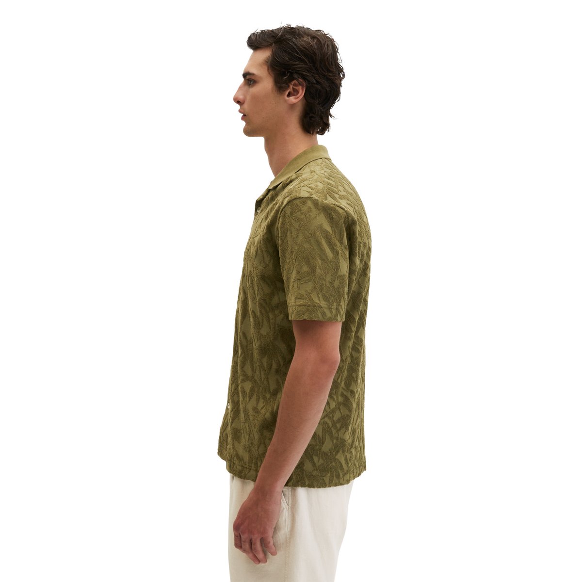 Tee-shirt en jersey DfC regular avec un doux motif de feuilles en éponge vert foncé, MARC O'POLO