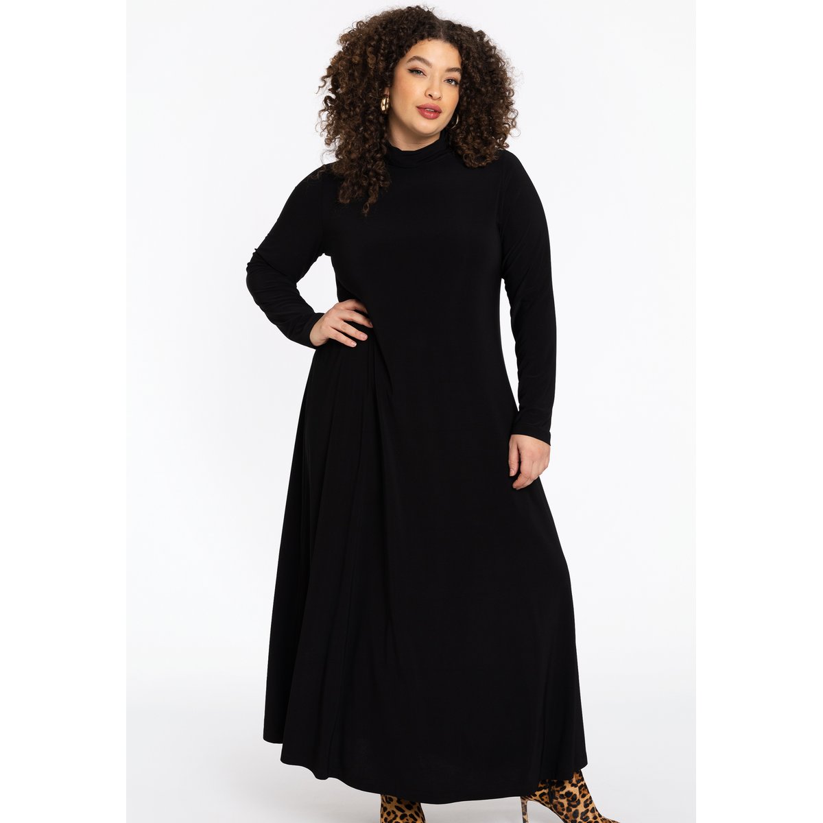 Robe manches longues noir, YOEK