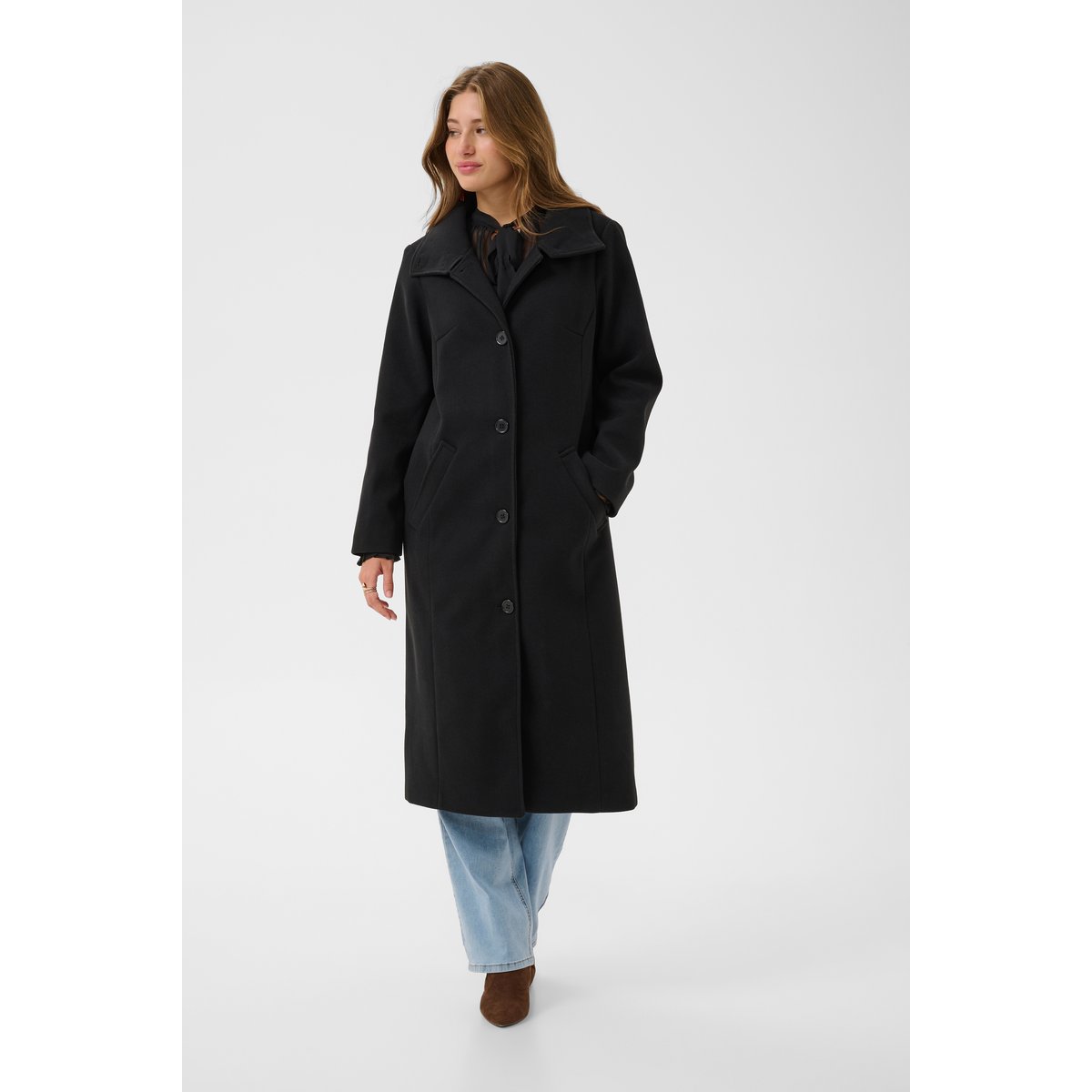 Manteau noir, CREAM