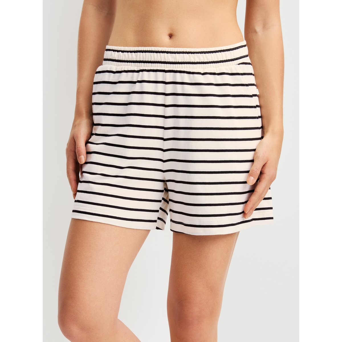 Short de pyjama Viscose FAVOURITES LAYERING crème de charme, CALIDA