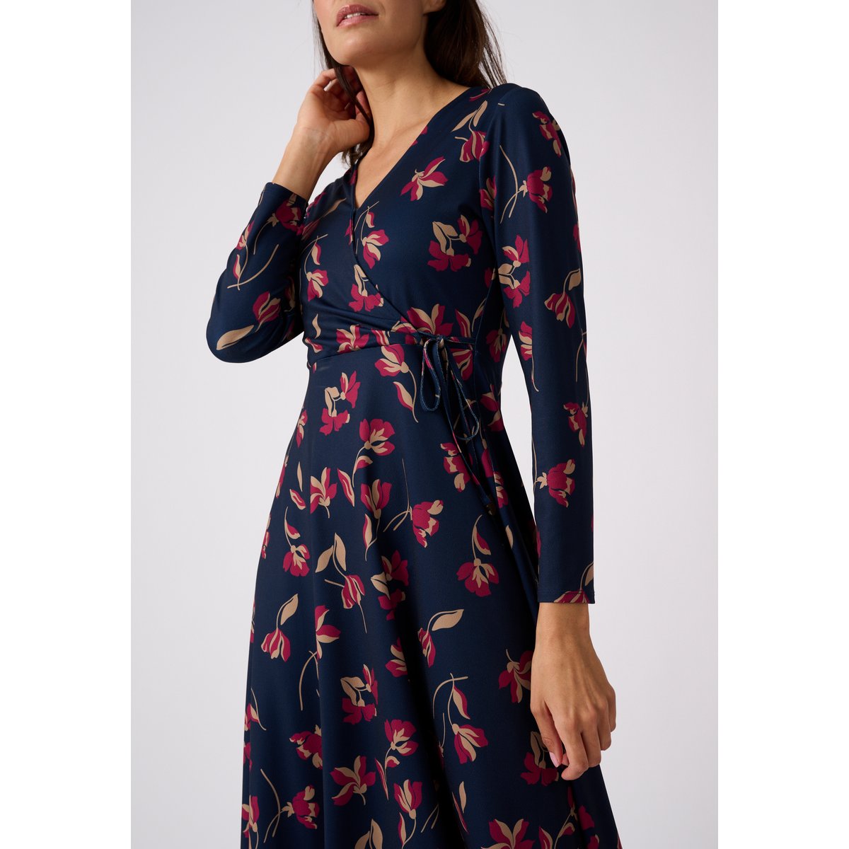 Robe maille crêpe effet cache-coeur bleu marine fleuri, DAMART